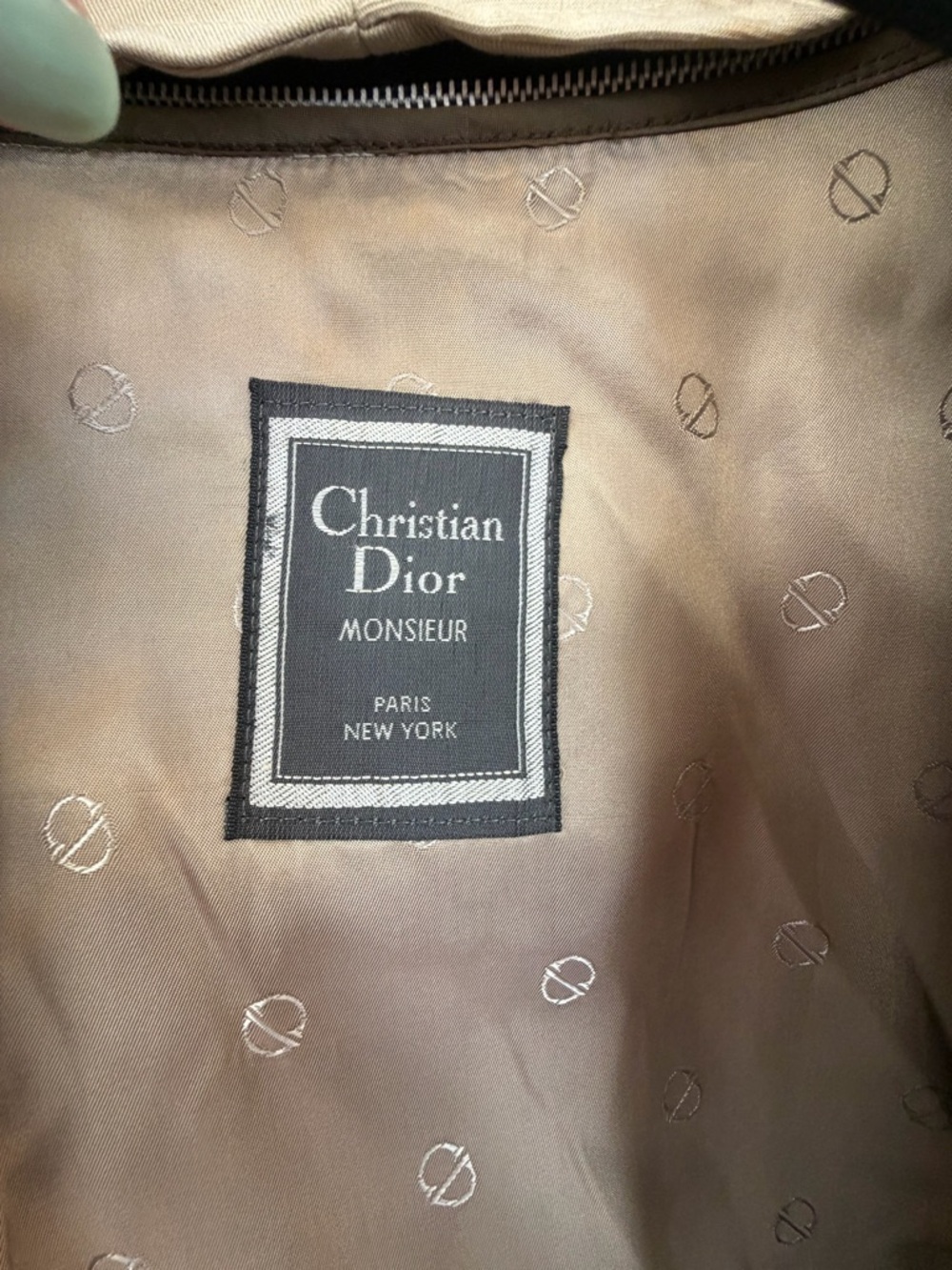 Dior Unisex Beige Double-Breasted Trench Coat - Picture 7 of 13